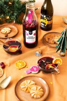 Gl&uuml;hwein rode wijn  - Pineut