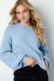 Lovely floral touch sweater - blauw